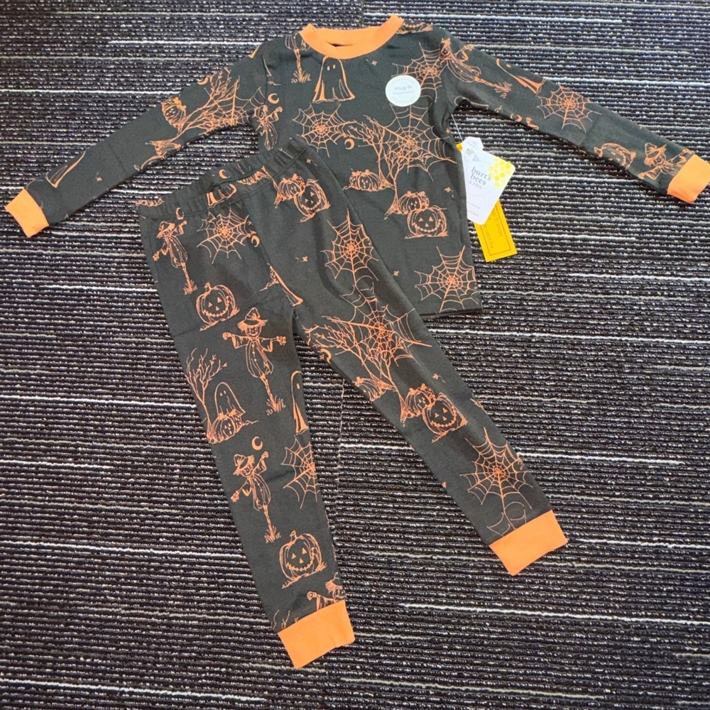 Burt's Bees Pajama Set 24M NEW Organic Cotton Pumpkin Scarecrow Snug Fit